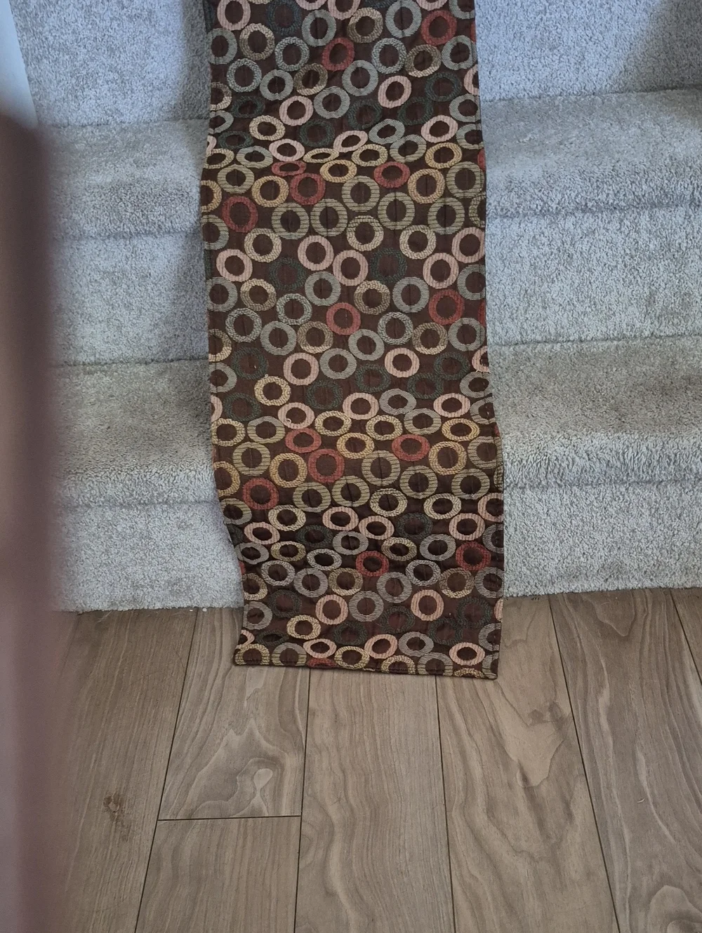 Long Geometruc Circles Table Runner 68x13